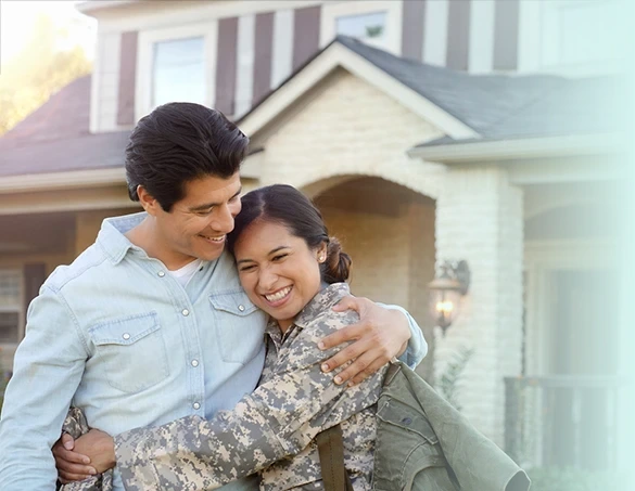 Agent meets with couple image